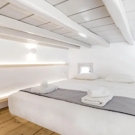 Seaside * Mykonos Town